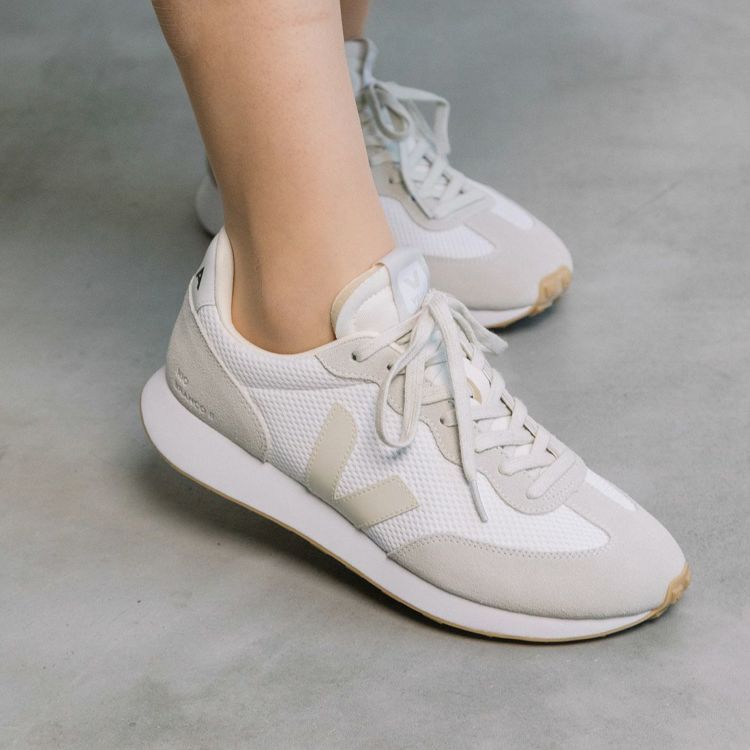 【関税送料込】VEJA レザートリムメッシュ スエードスニーカー VEJA メッシュスエードスニーカー|銀座ワシントン 公式サイト