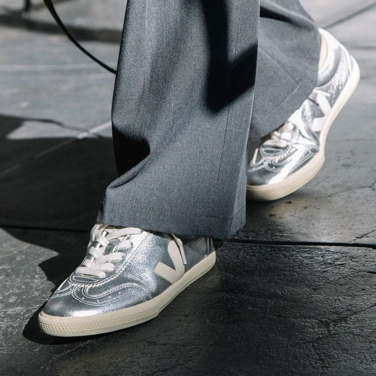 VEJA EO0203883EXTRAWHITESILVER 関税送料込 VEJA レザースニーカー|銀座ワシントン 公式サイト