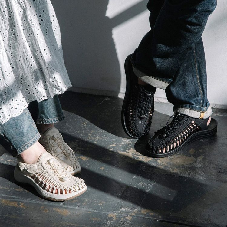 ❤️ 美品　KEEN ユニークサンダル　ブラック＆ベージュ　サイズ25 メンズ ユニーク | KEEN公式オンラインストア