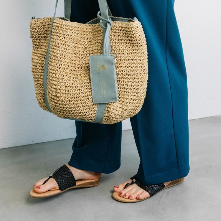 ROCHAS ロシャス　厚底レースアップトングサンダル ROCHAS ロシャス厚底レースアップトングサンダル