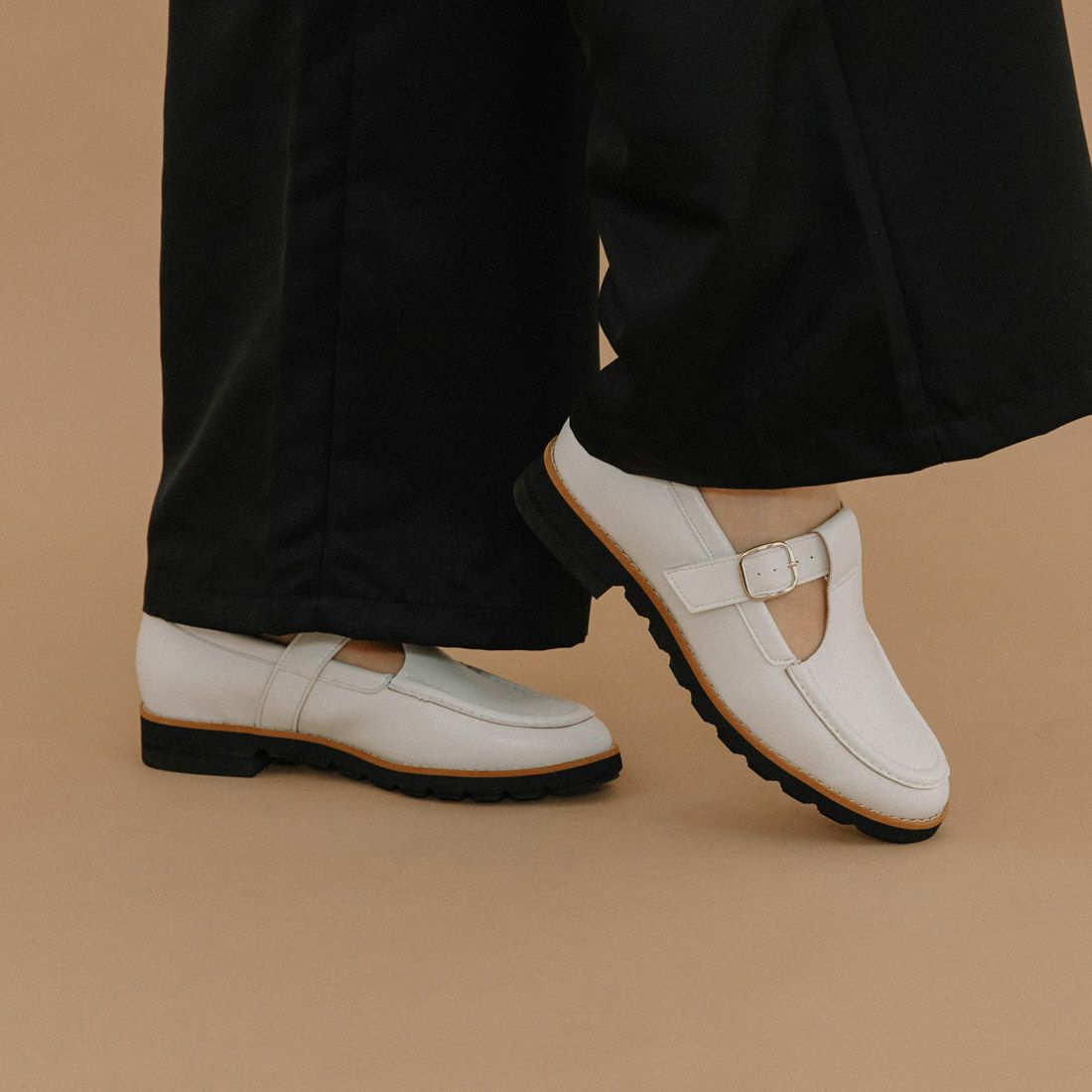 WASHINGTON 晴雨兼用Tストラップローファー|銀座ワシントン 公式サイト